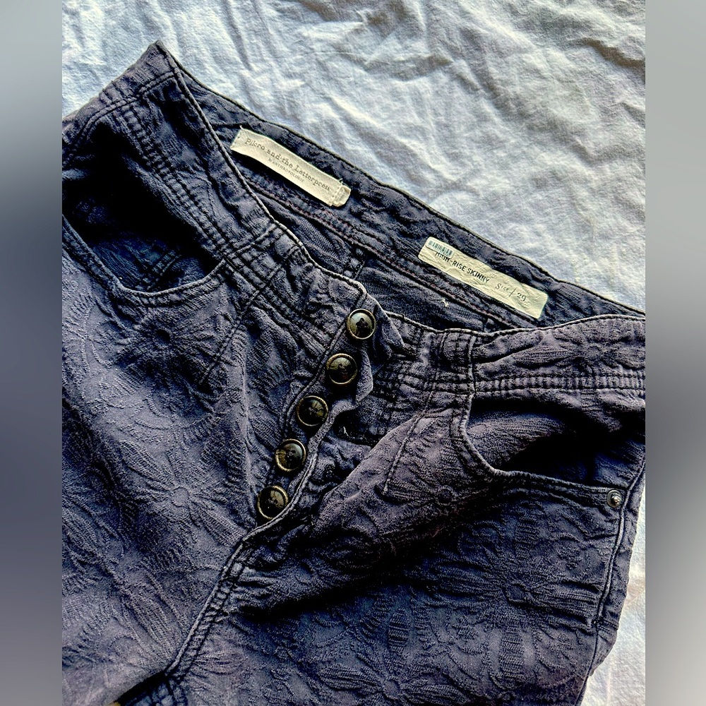 ANTHROPOLOGIE PILCRO BLACK HIGH RISE SKINNY JEAN SIZE 29
